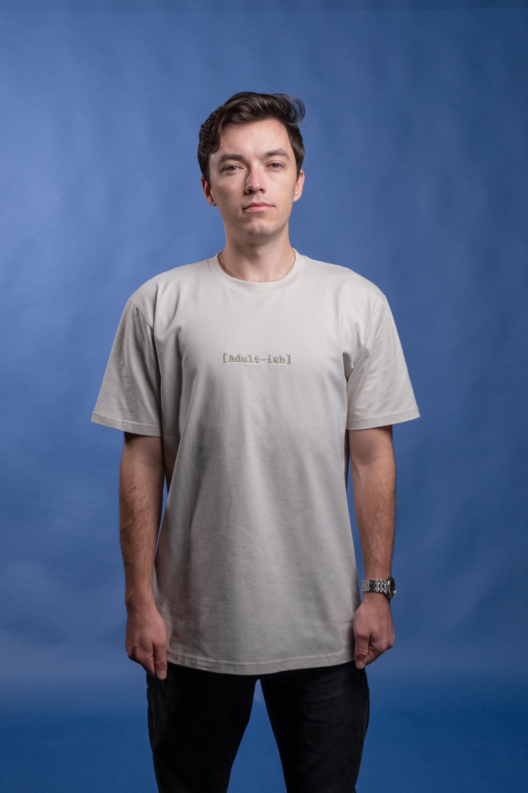 Preshrunk bone cotton t-shirt embroidered 'Adult-ish' design